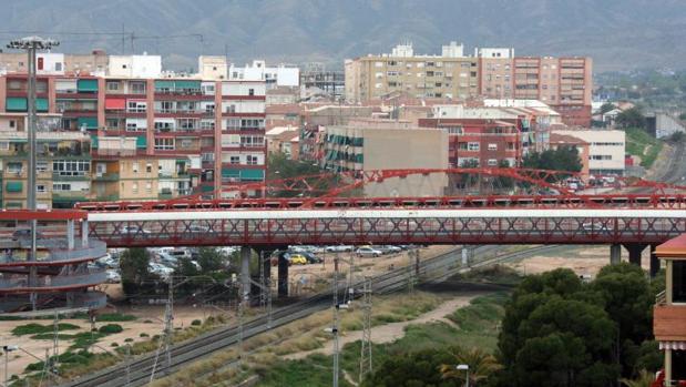 1puenterojo-kt0G--620x349@abc