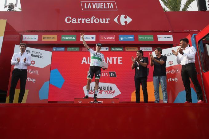 Foto entrega premios 3ª etapa Vuelta
