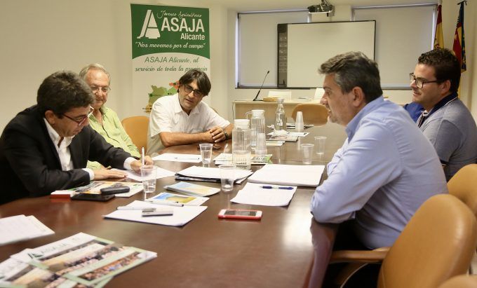©DIPUTACIÓN ALICANTE Reunión Asaja