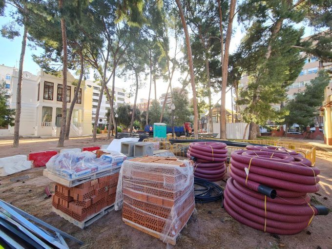FOTO INICIO OBRAS JARDIN DE LA MÚSICA en Elda FOTO INICIO OBRAS JARDIN DE LA MÚSICA en Elda