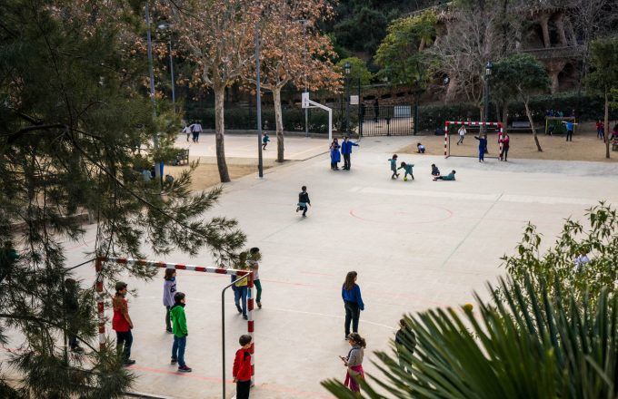 patio de un centro educativo patio de un centro educativo