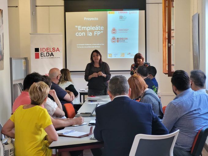 Empleate con la FP elda