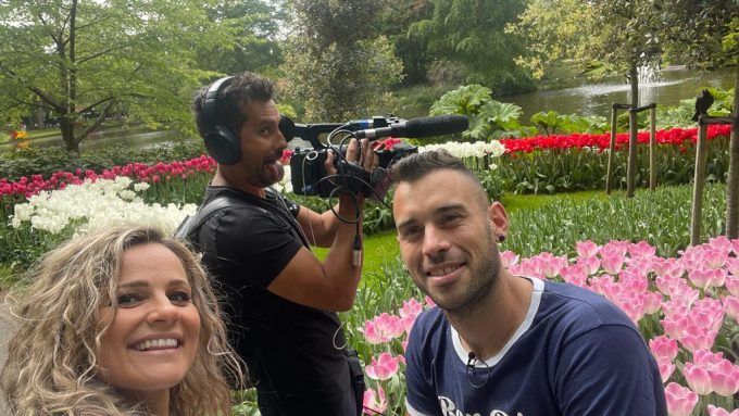 A Punt Valencians al Mon A Punt Valencians al Mon