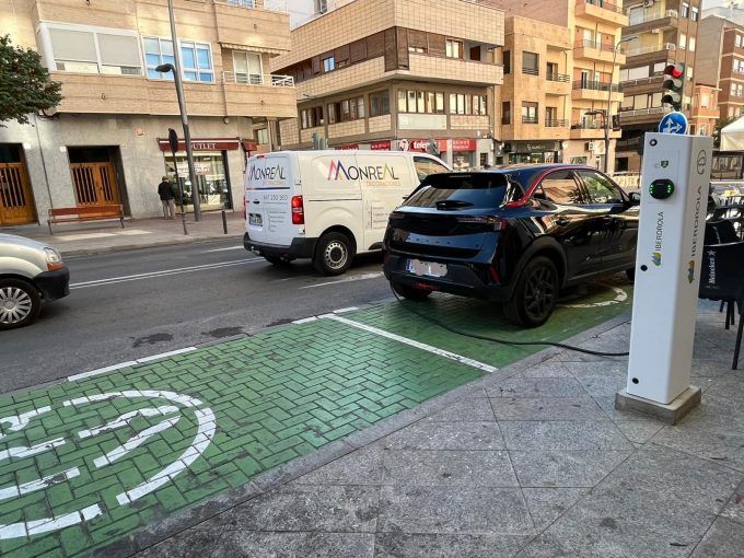 elda PUNTO RECARGA COCHES GRAN AVENIDA elda PUNTO RECARGA COCHES GRAN AVENIDA