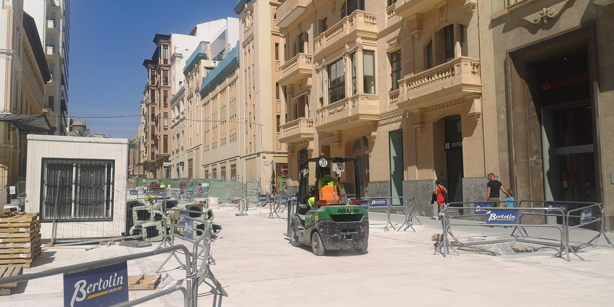 avenida-constitucion-alicante avenida-constitucion-alicante