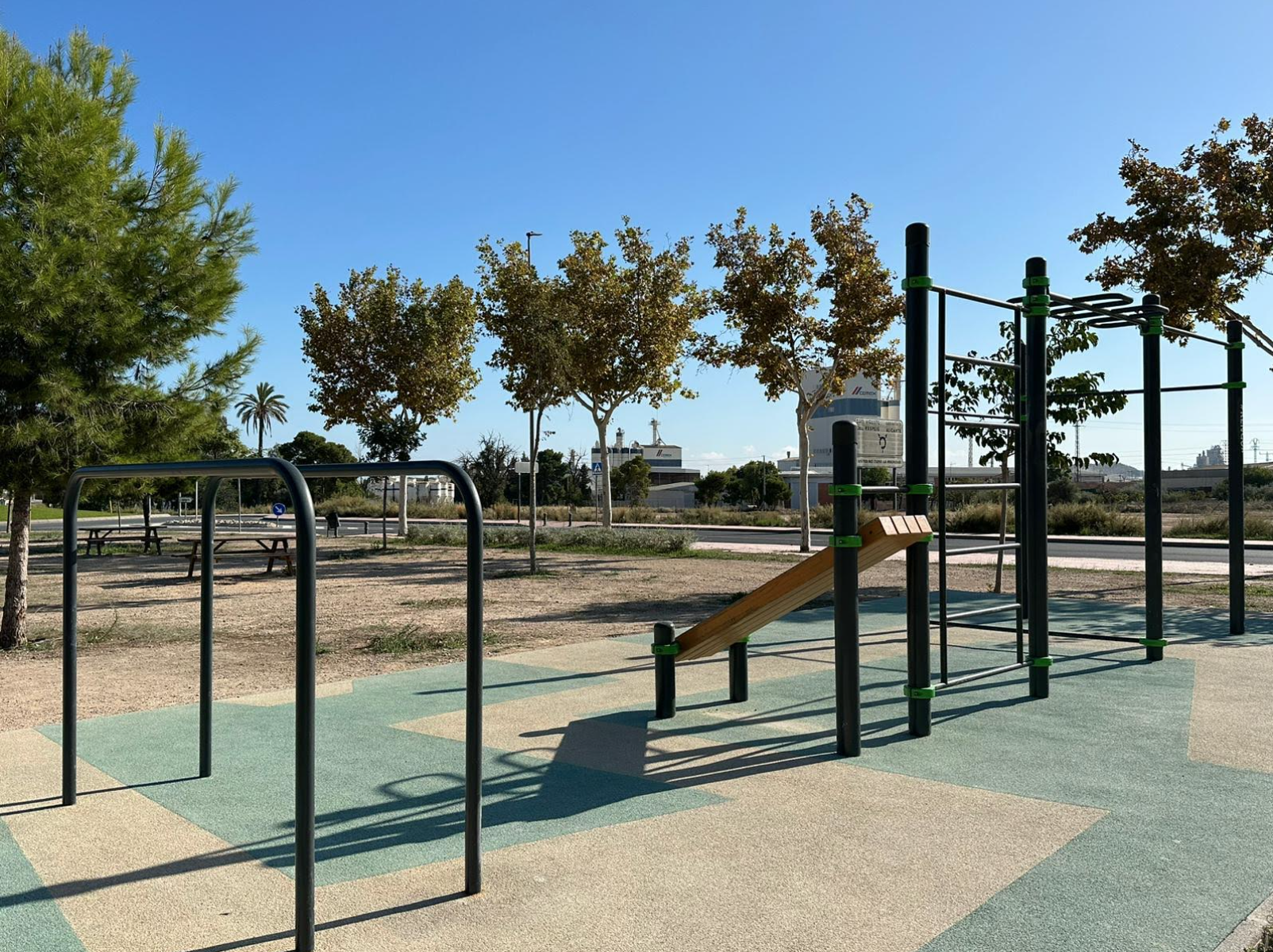 Parc de calistenia en el Barri del Tub a Sant Vicent