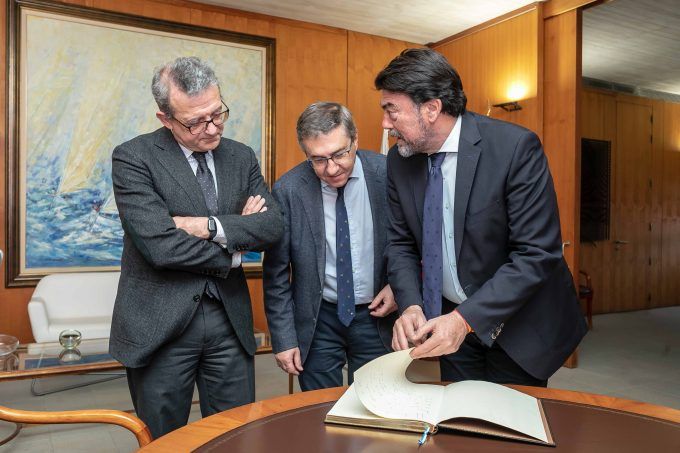 firma colegio almadraba alicante