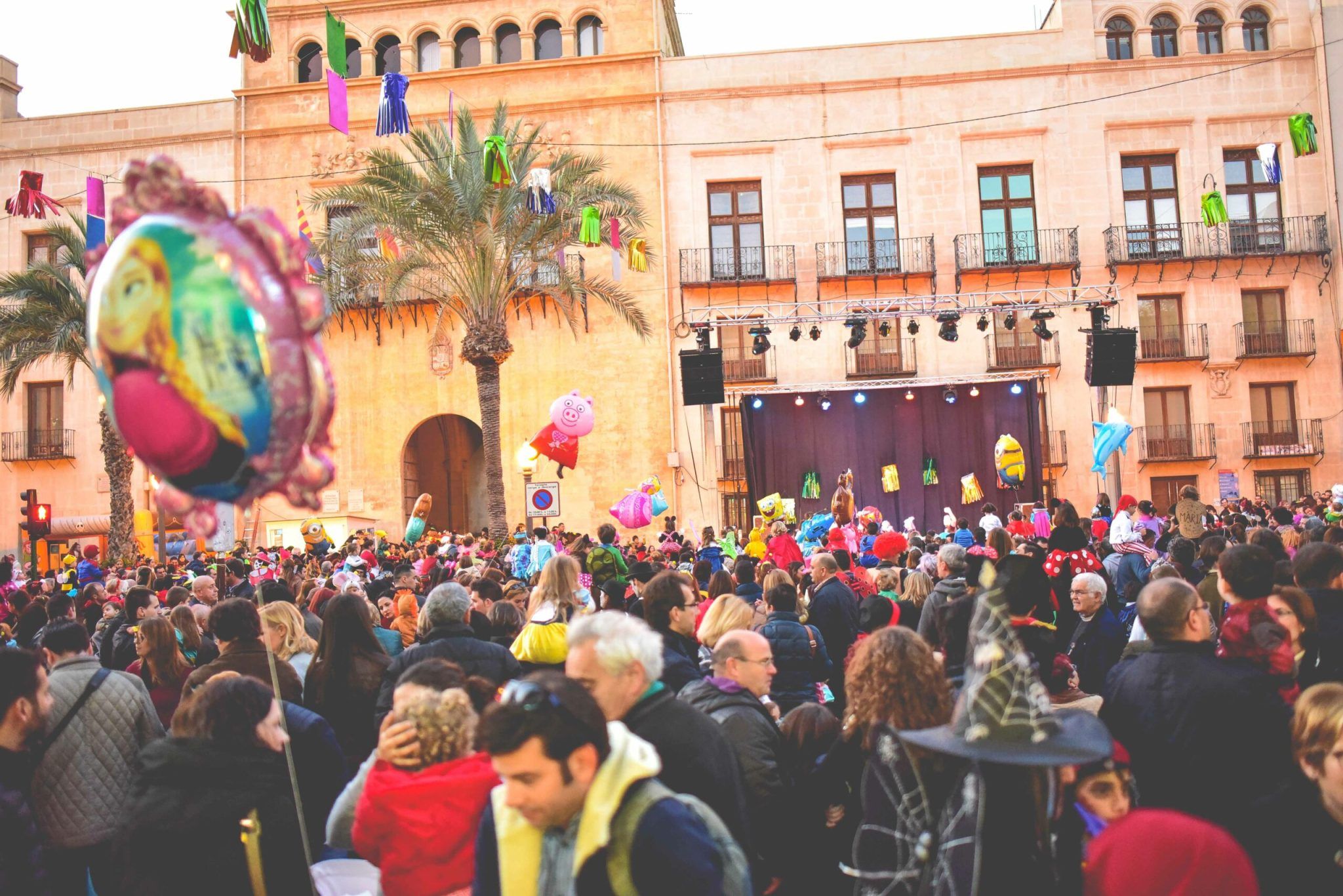 Carnaval d'Elx a la Plaça de Baix