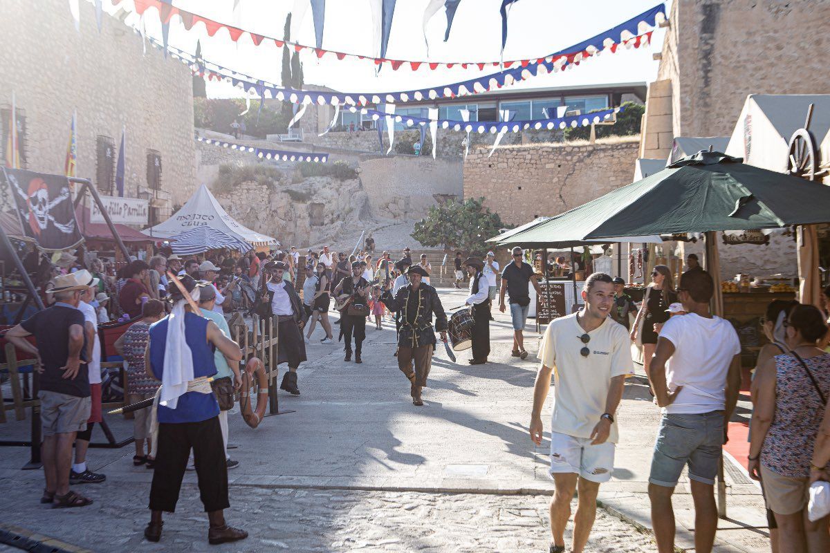 Mercado medieval en el Castillo de Santa Bárbara de Alicante