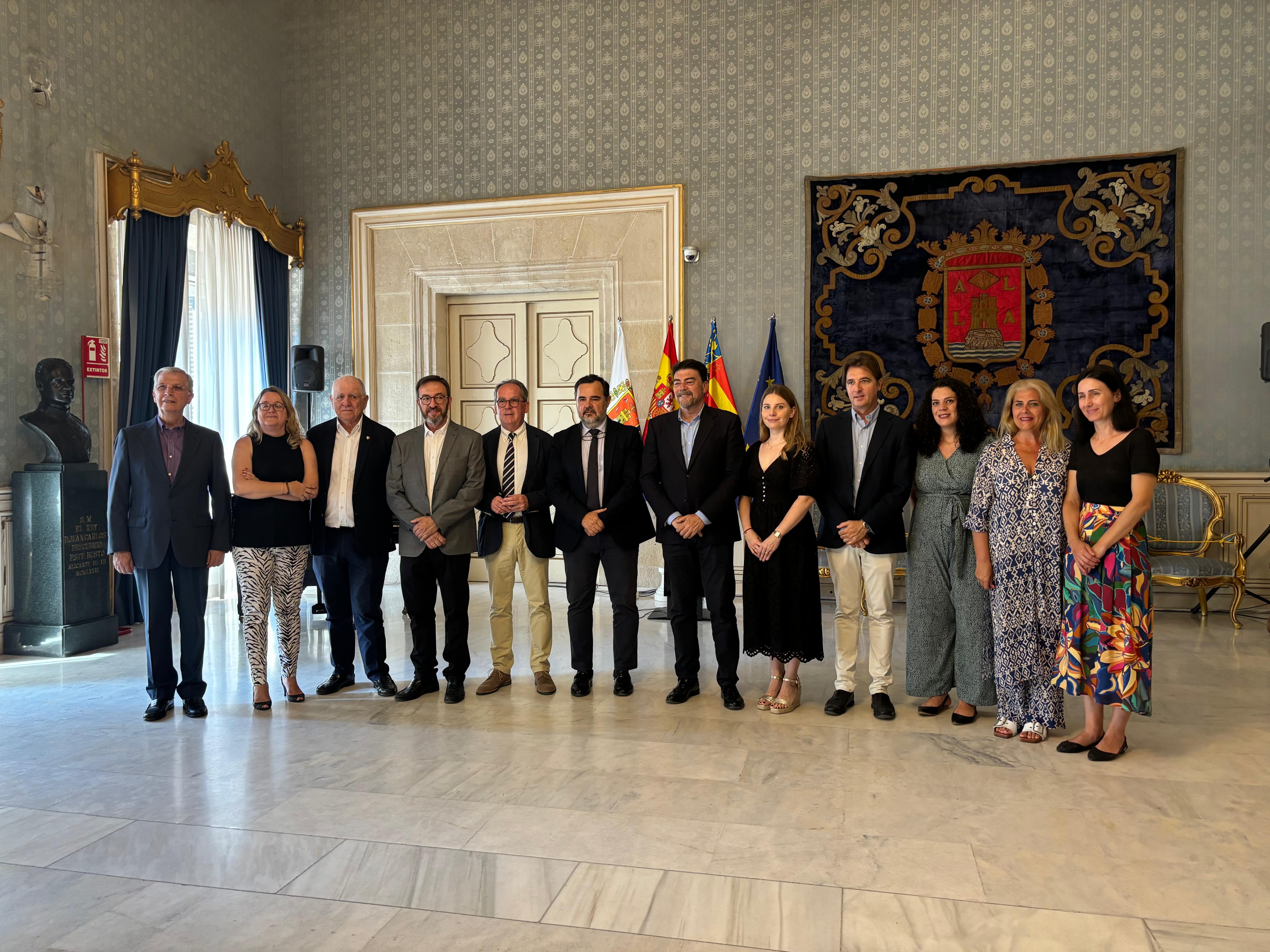 Acord entre l'Ajuntament i els col·legis del sector urbanístic