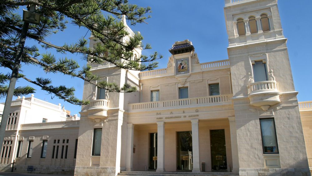 Fachada del Museo Arqueológico de Alicante