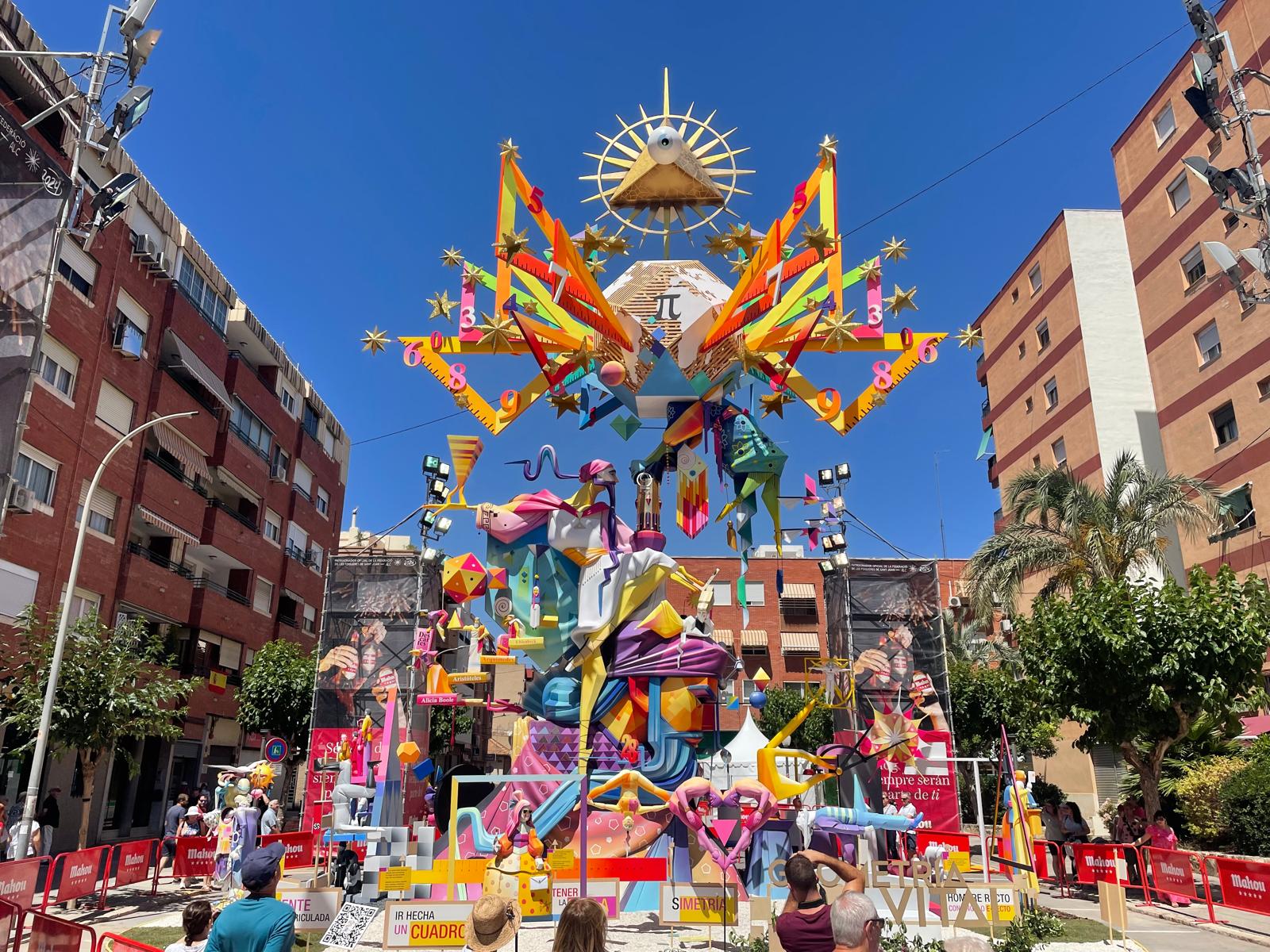 Foguera guanyadora de la categoria Especial de les Fogueres d'Alacant 2024