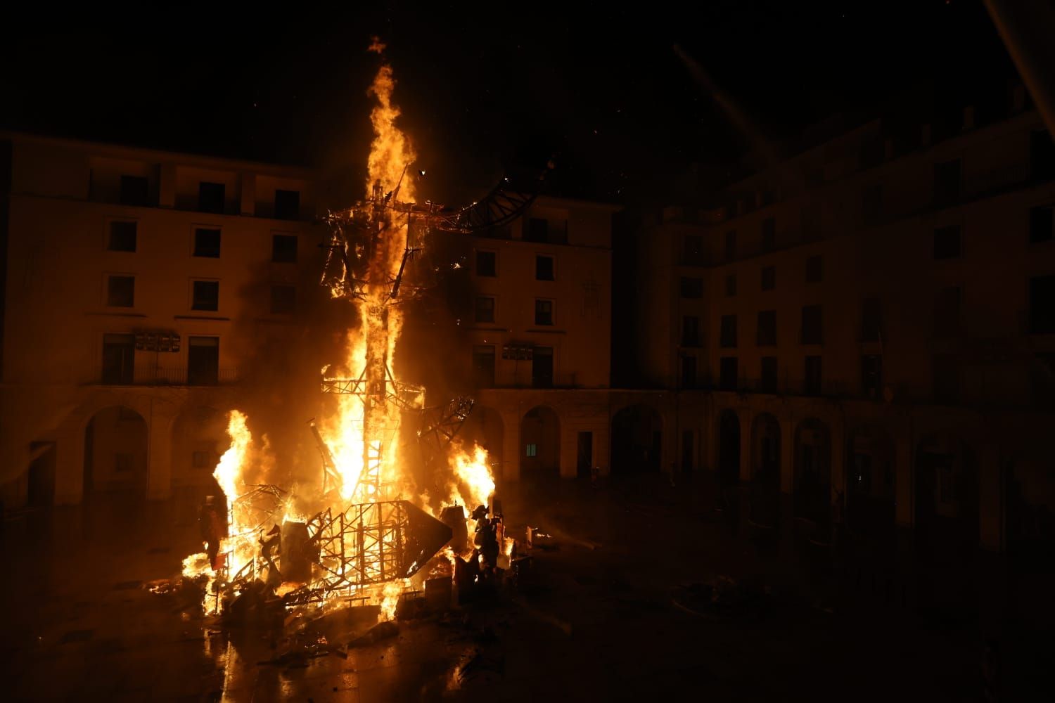 Cremà de la Hoguera Oficial 2024