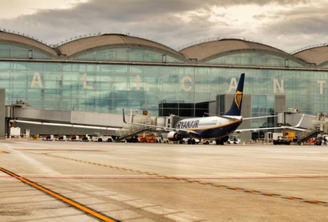 Aeropuerto de Alicante Elche Miguel Hernández