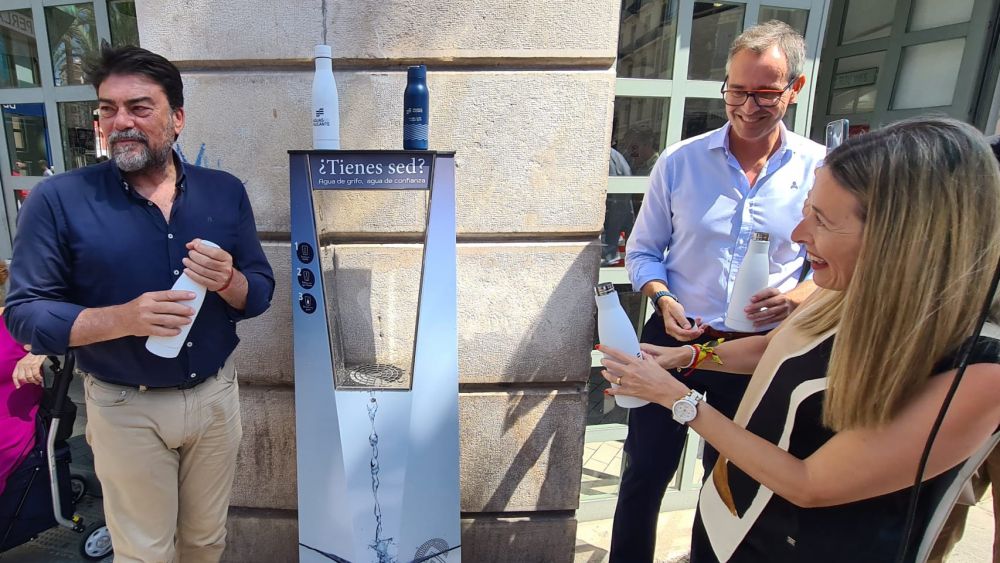 Surtidor de agua fresca en Alicante