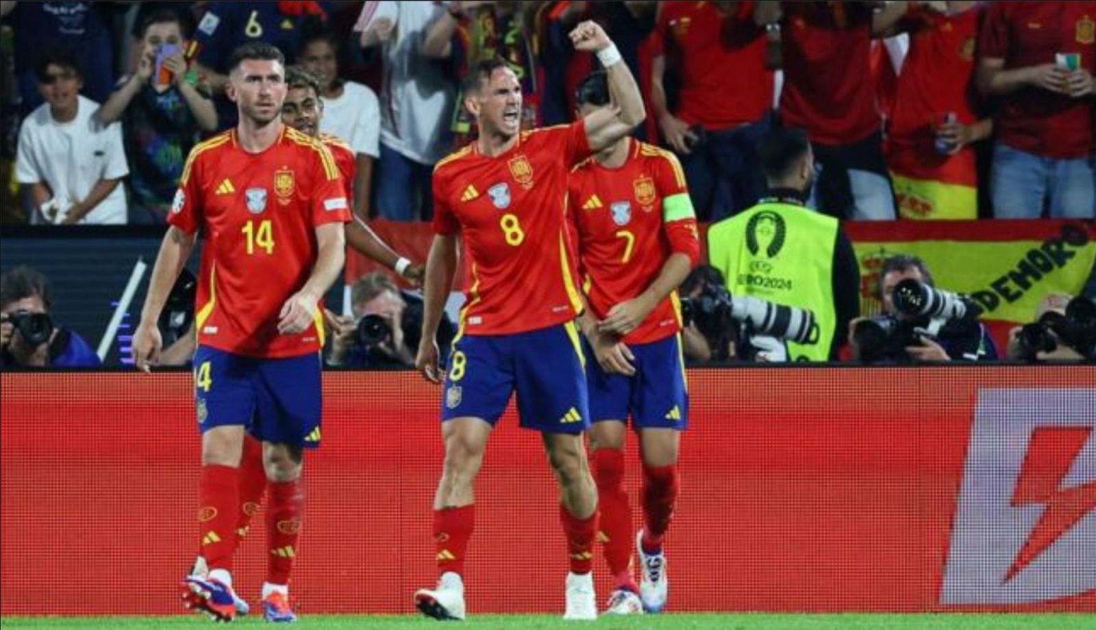 Fabian Ruiz celebra uno de sus goles durante la Eurocopa 2024