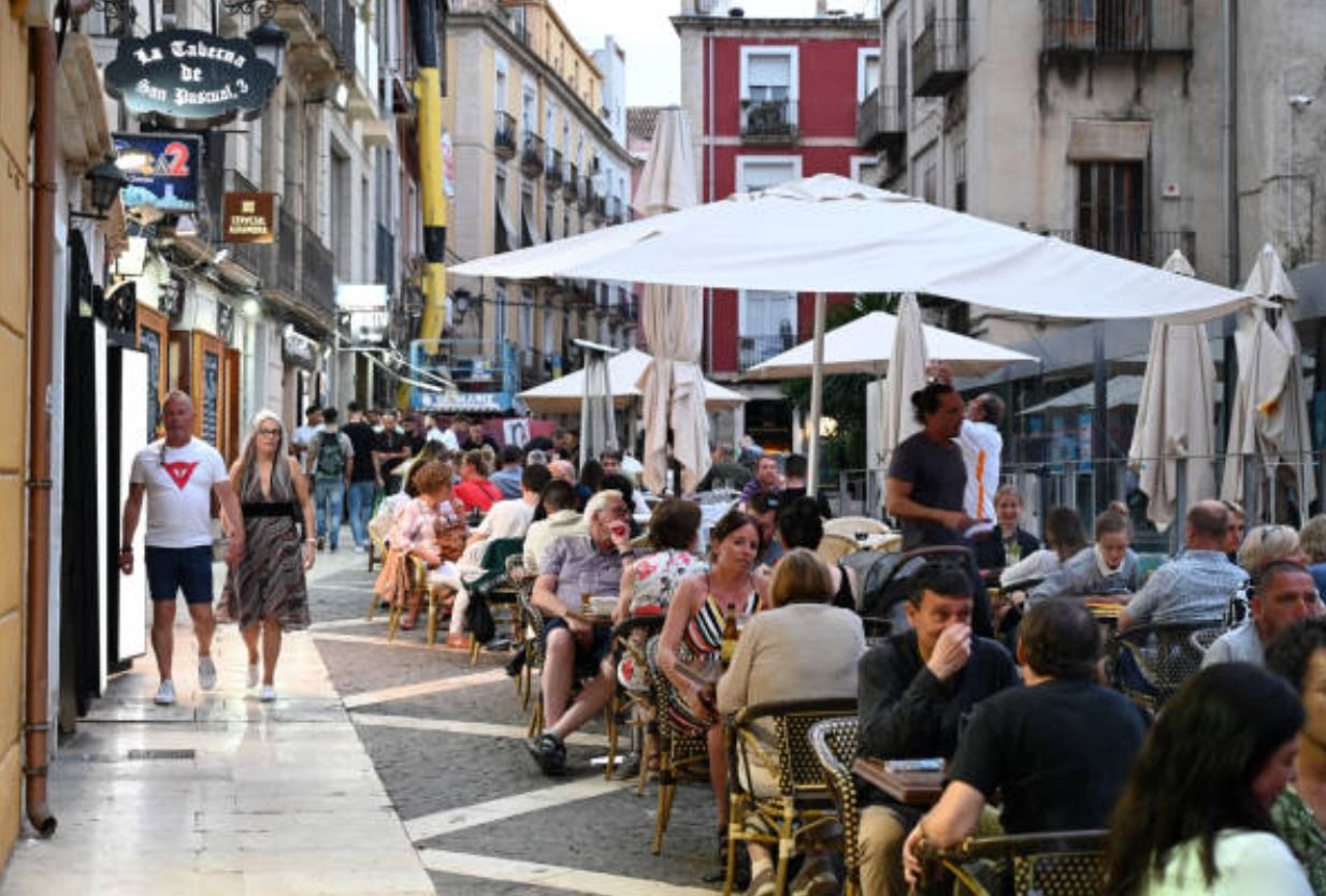 Un carrer al centre històric d'Alacant