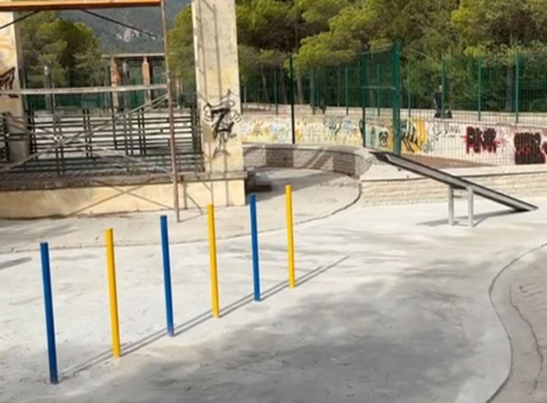 Obres de la nova zona canina d'Alcoi