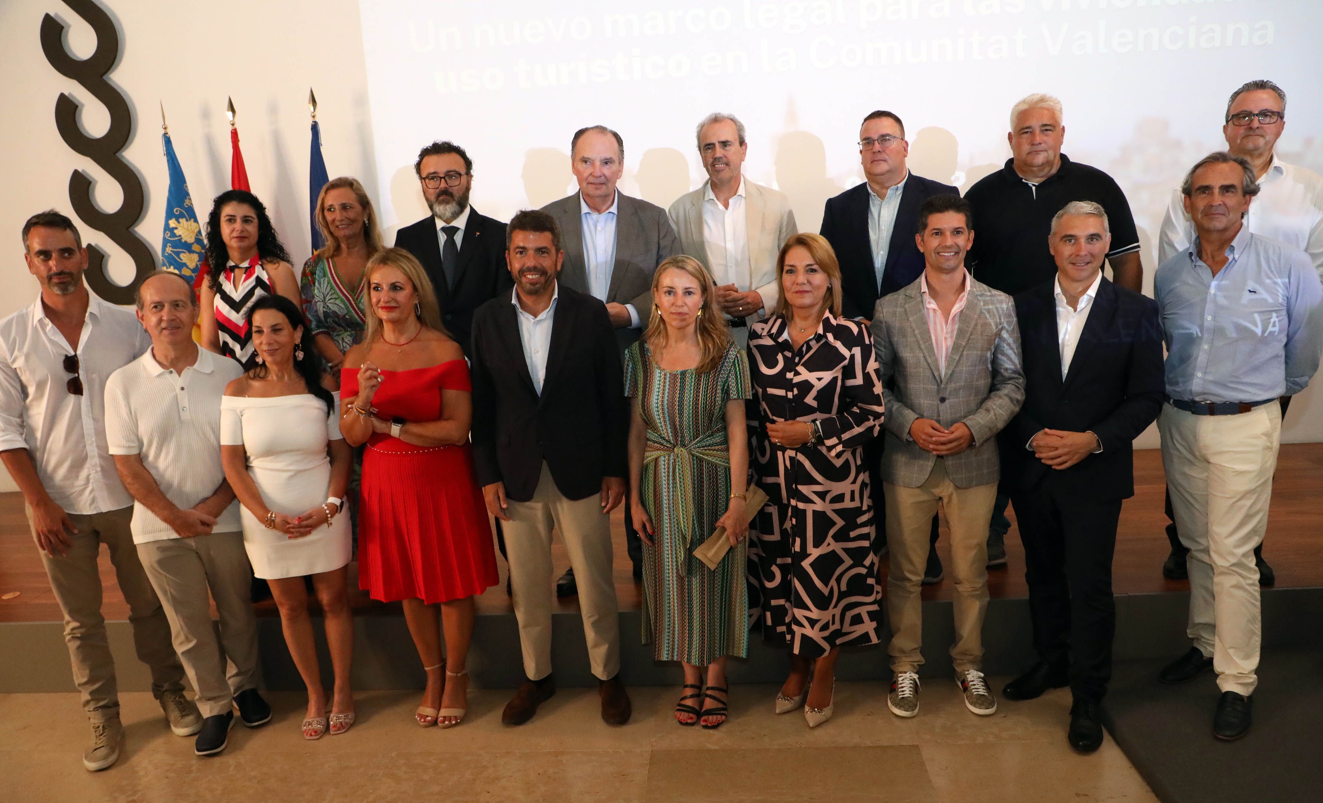 240801 PRE Decreto Viviendas Turisticas Foto1