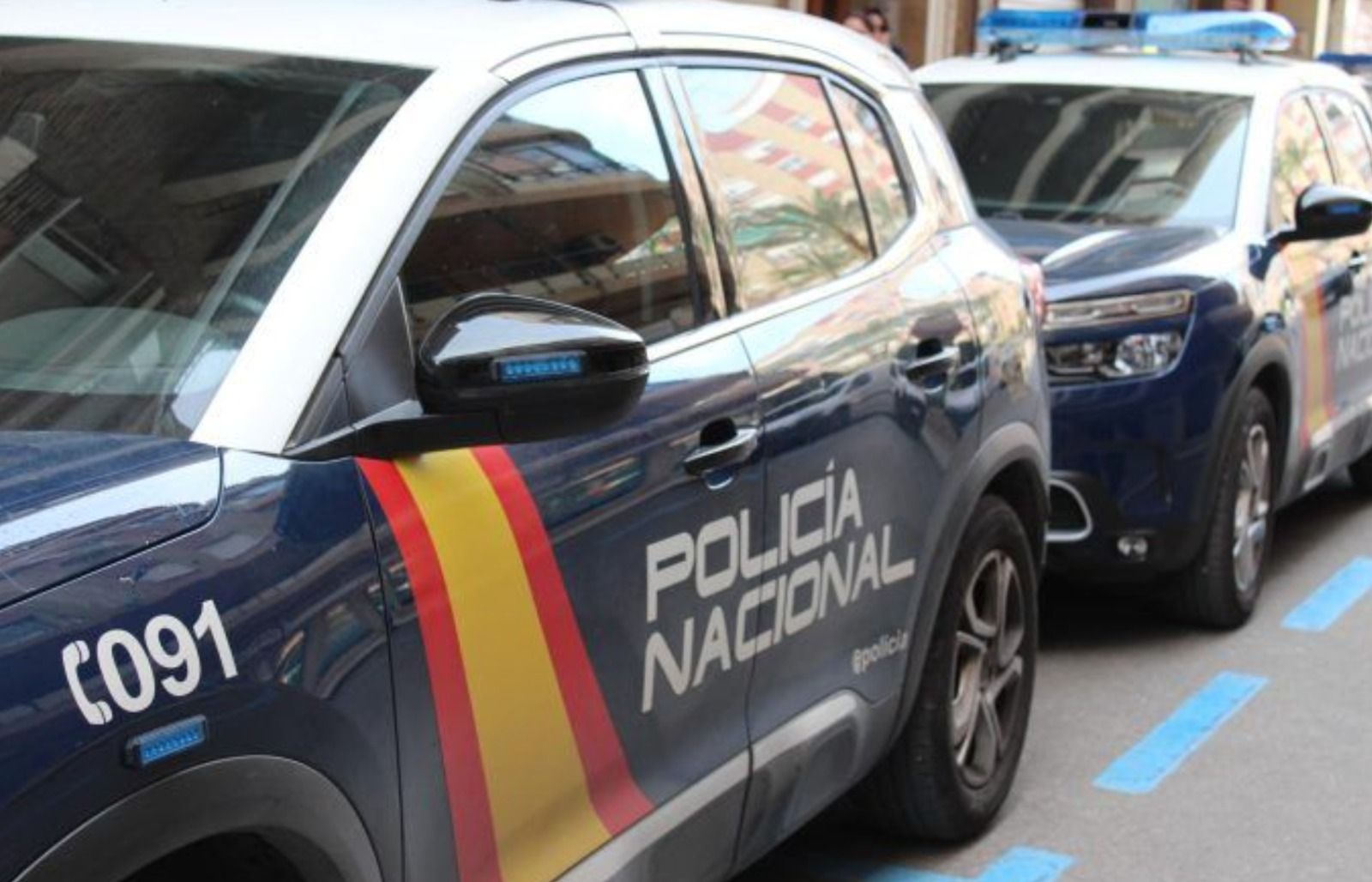 Vehículos de la Policia Nacional
