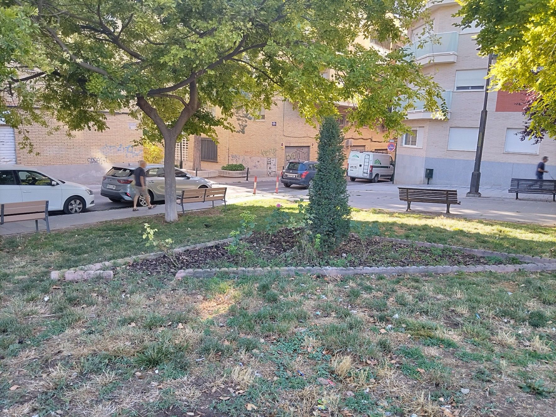Zona verda de Pintor Navarrete a Alcoi