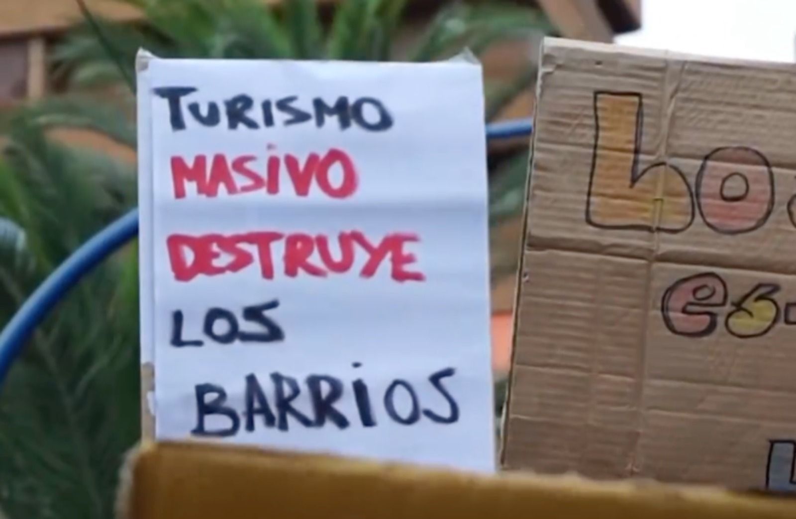 Cartell durant la manifestació del passat 13 de juliol a Alacant