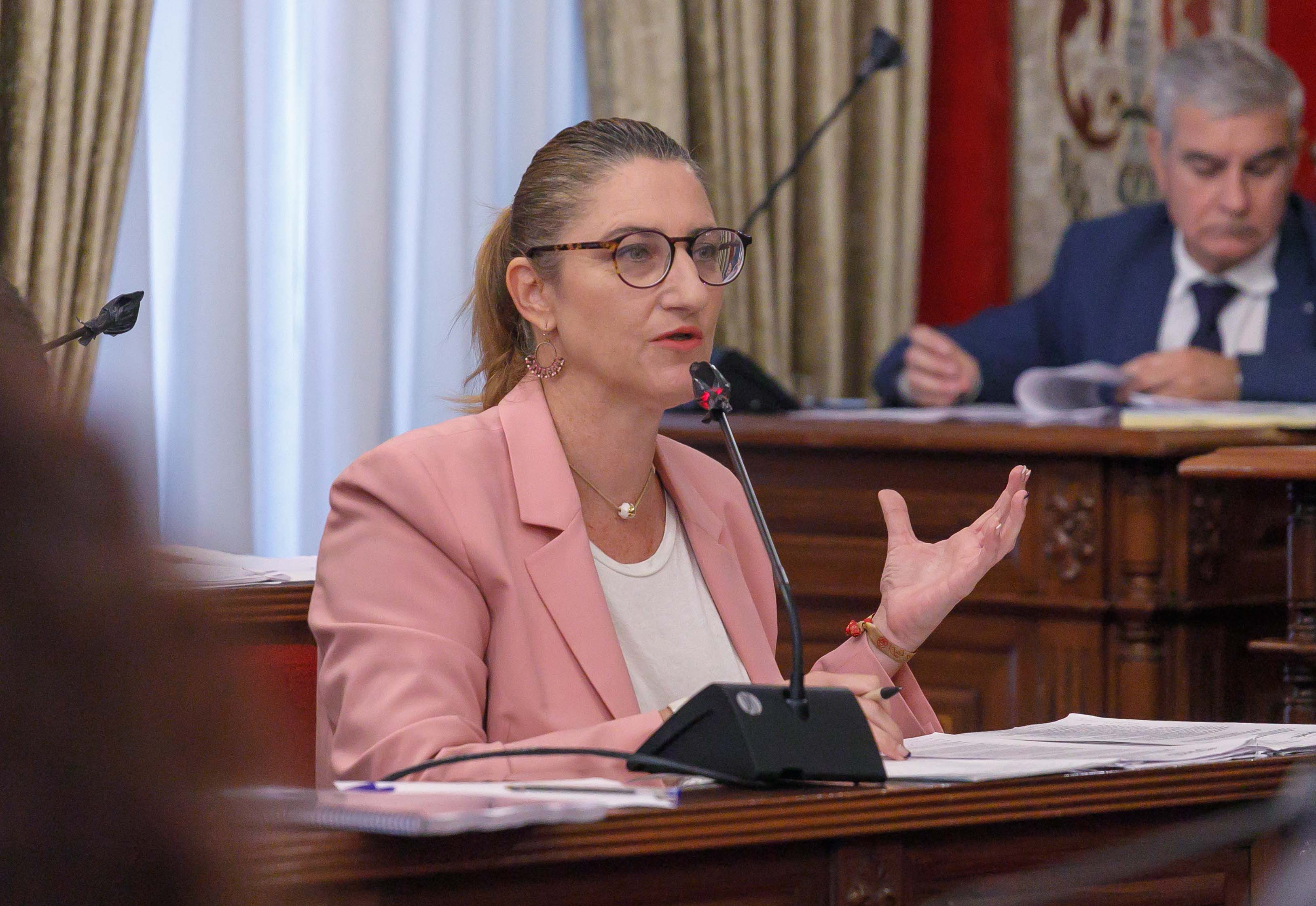 Mari Carmen de España