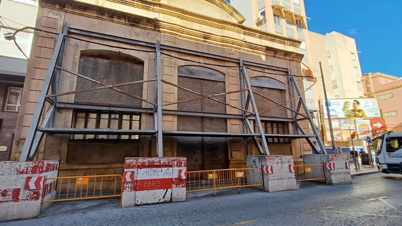 Estado actual del edificio Nuevos Riegos el Progreso