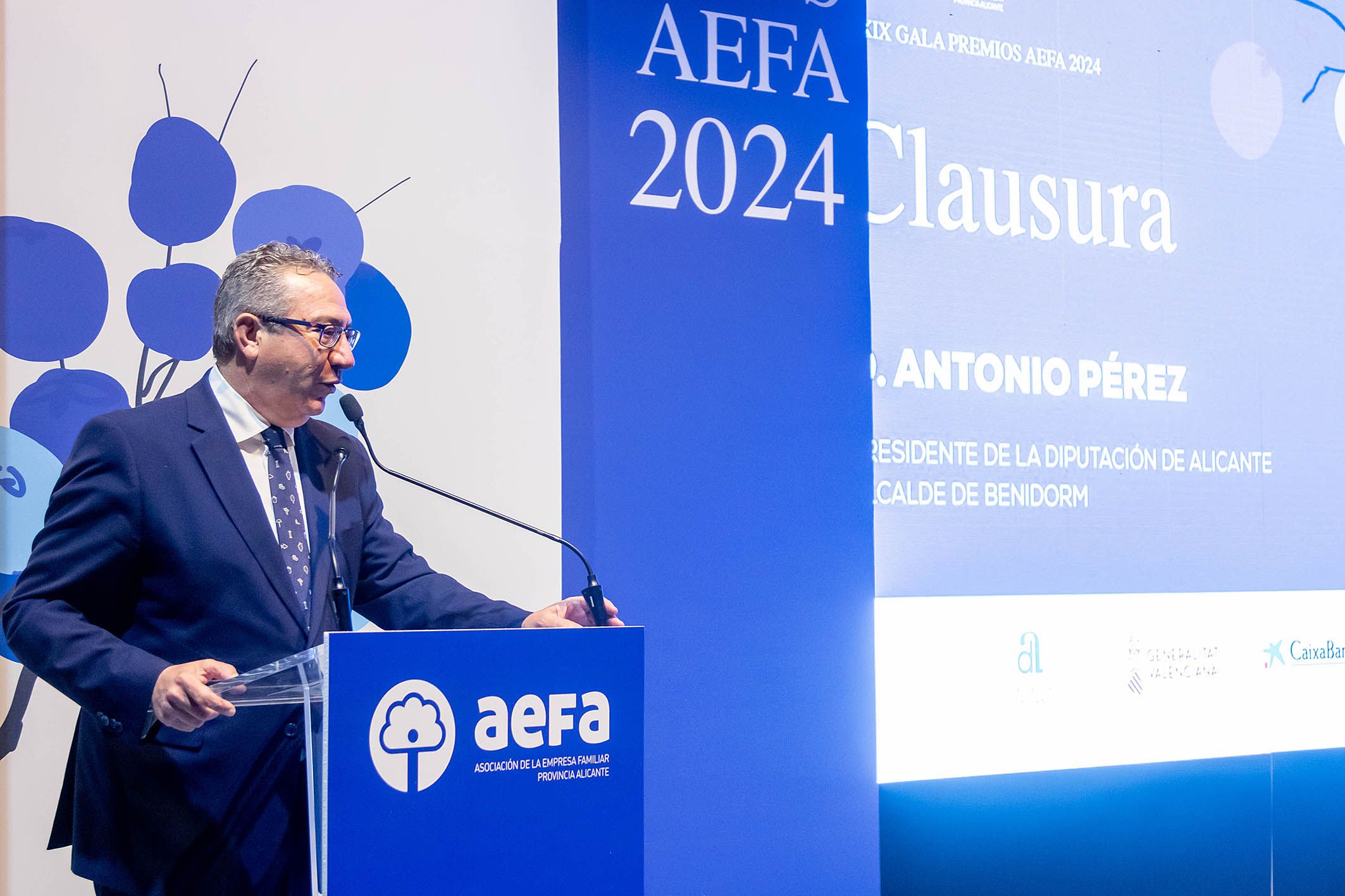 Toni Pérez clausura la gala d'AEFA