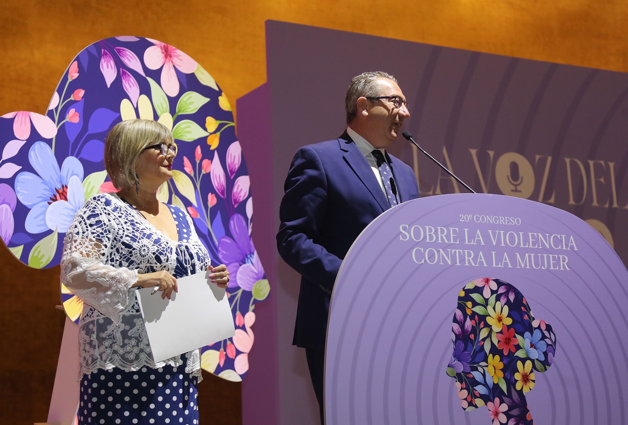 Congrés sobre la violència contra la dona