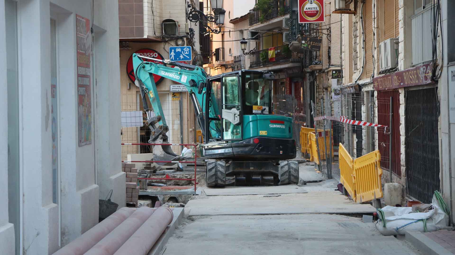 Obres al carrer Pérez Martorell