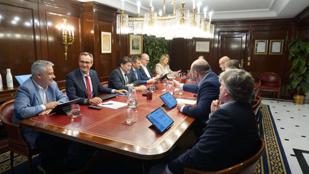 Reunión del concejo de administración de Aguas de Alicante