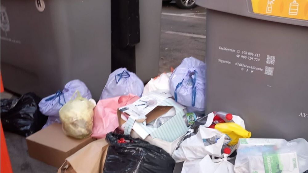 Basura sin recoger en Alicante