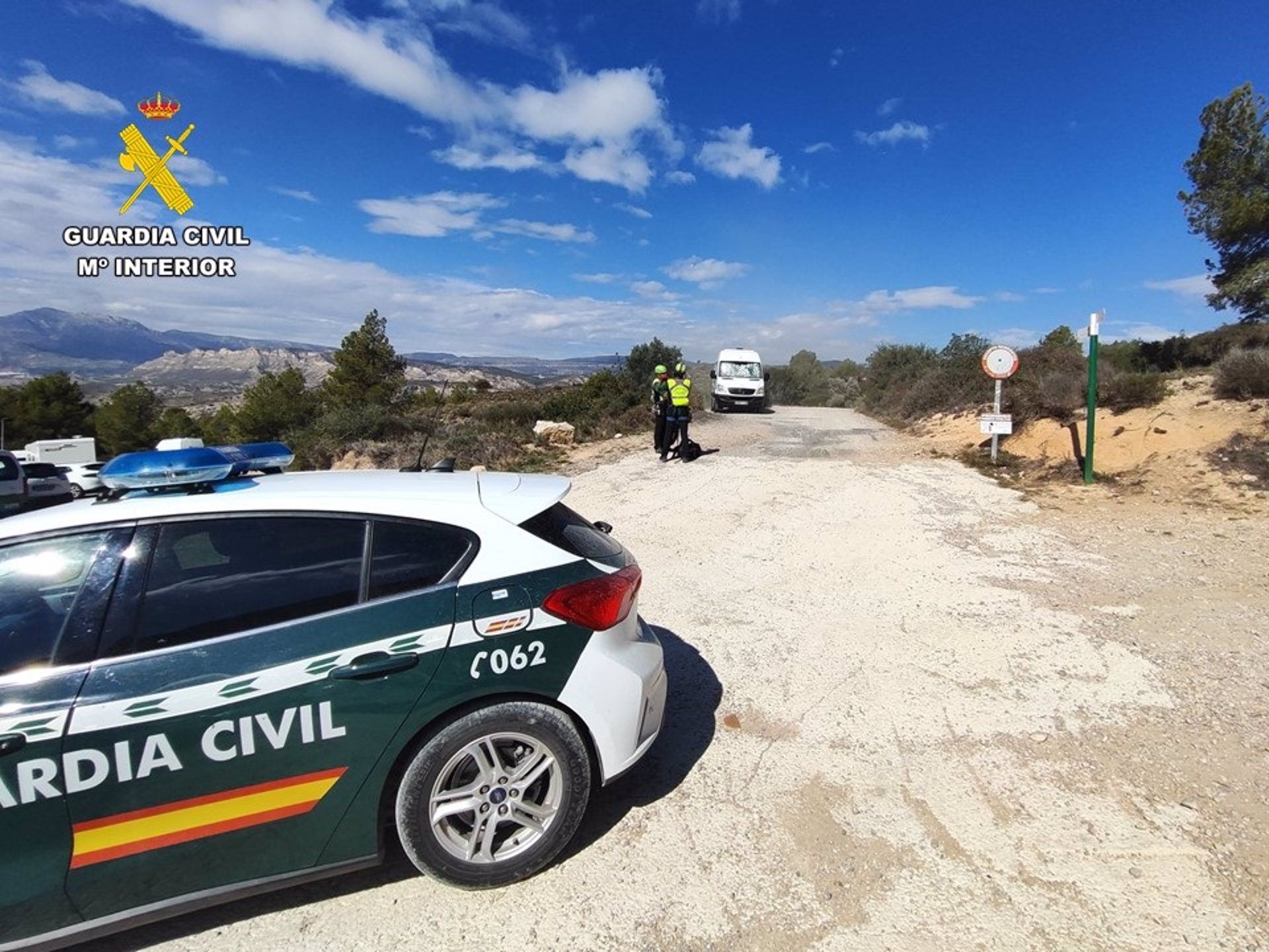 Un cotxe de la Guardia Civil al Cabeçó d'Or