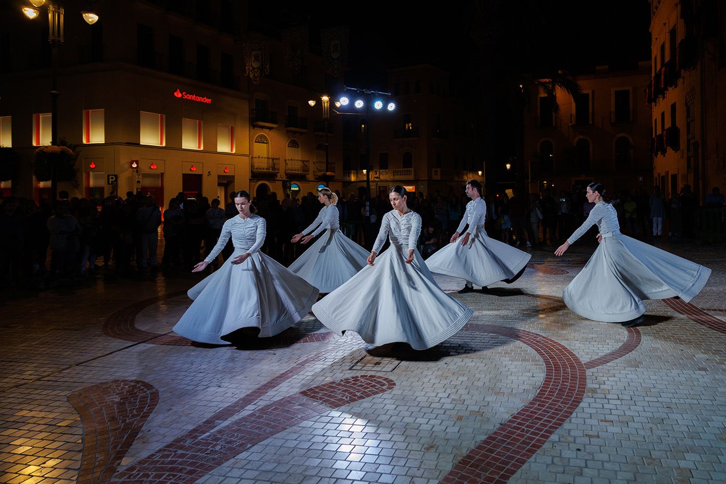 Espectacle de dansa en el Festival Medieval d'Elx
