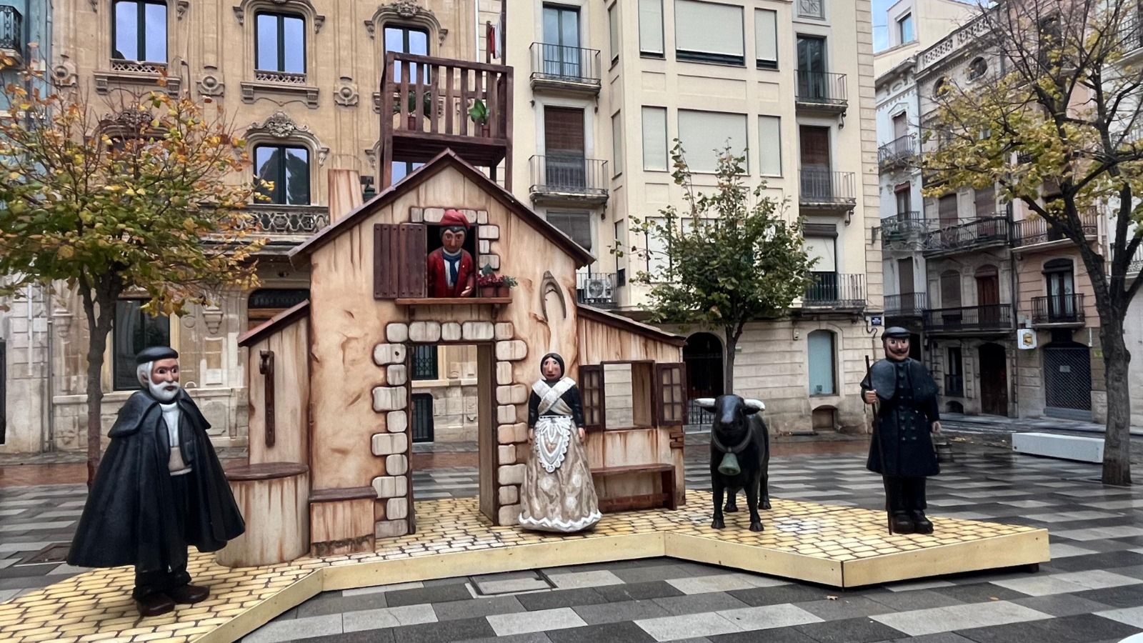 Tirisiti a la plaça Ramón y Cajal de Alcoy