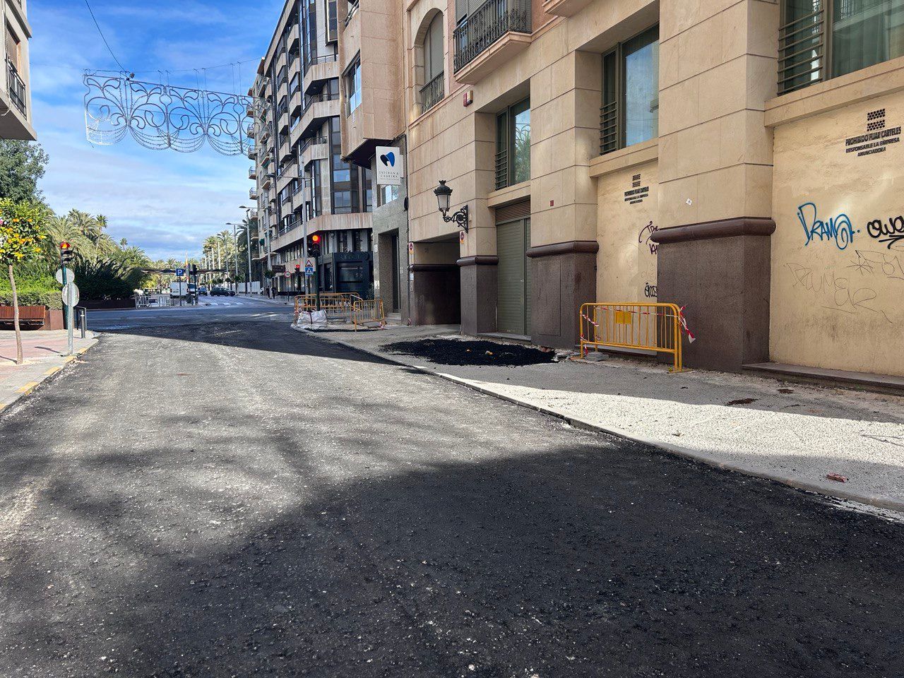 Obras de plataforma única en calles de Elche