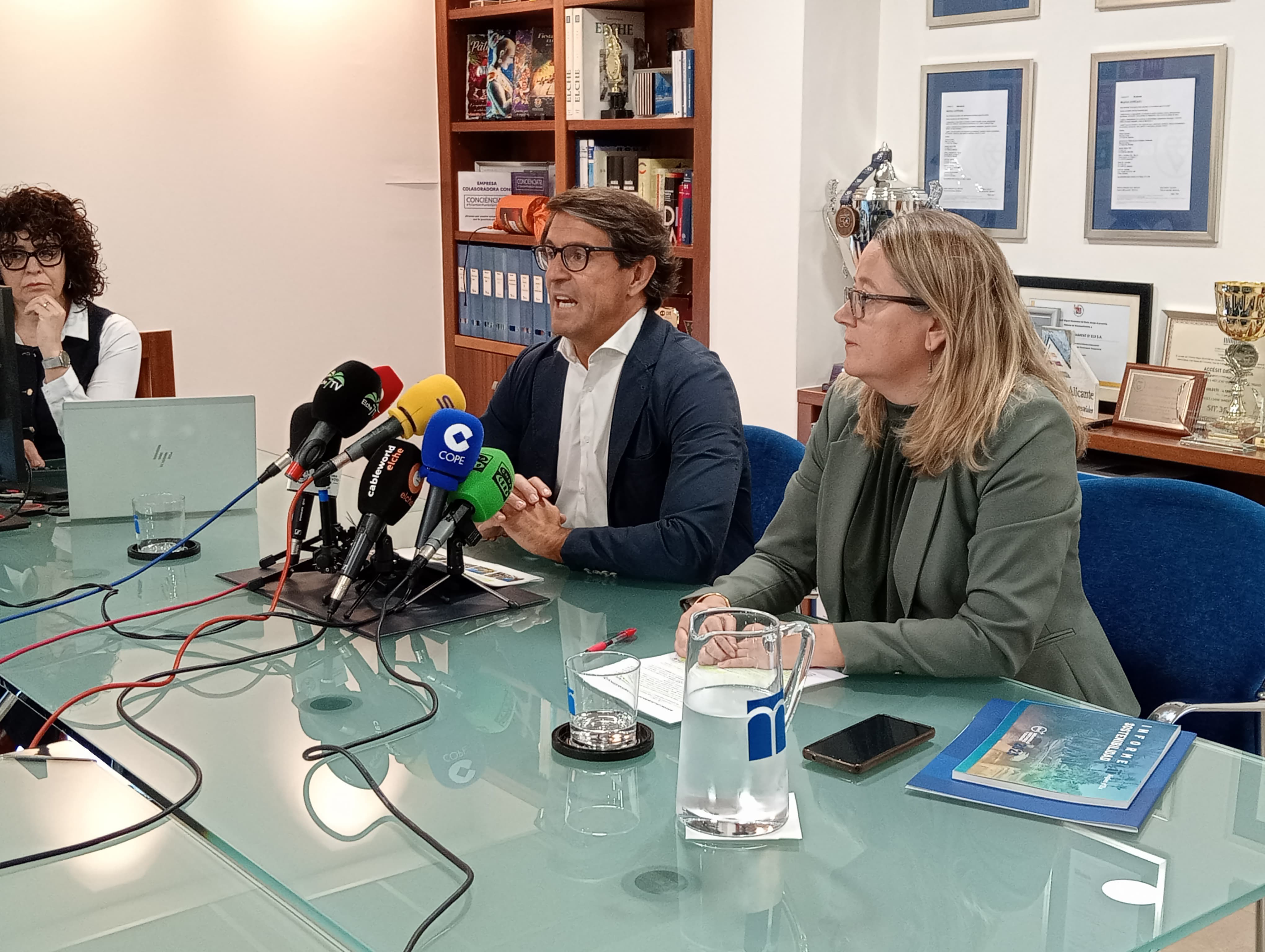 Informe anual d'Aigüés d'Elx