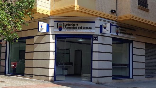 Administración 16 de Elche