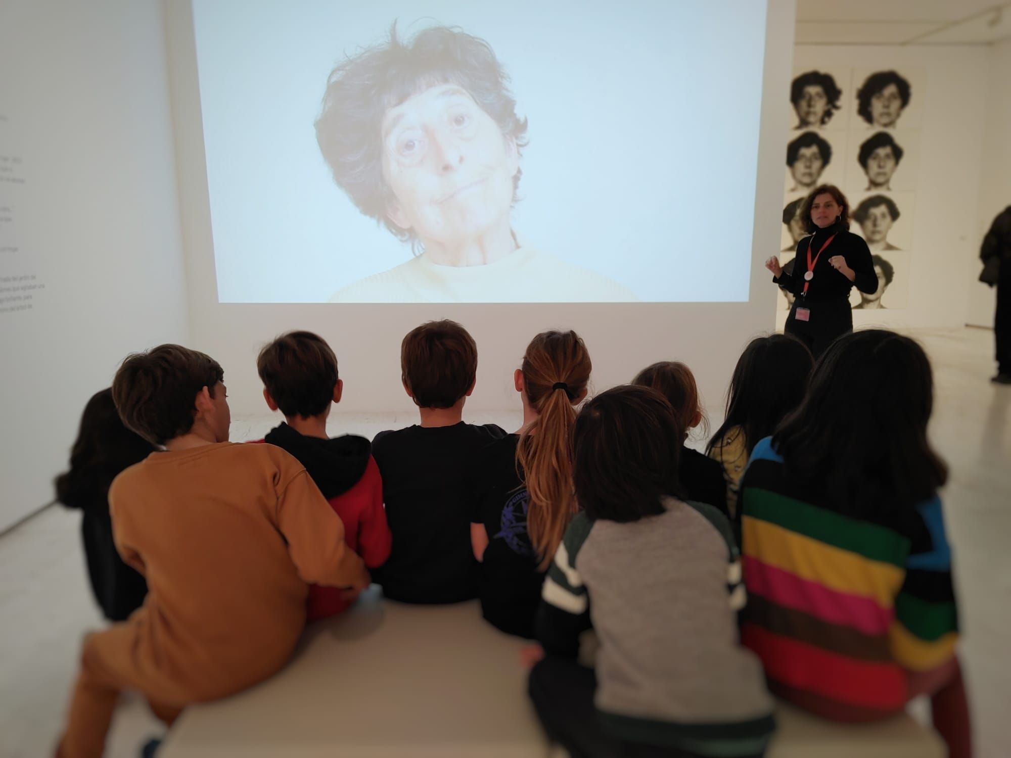 Una activitat infantil en el MACA