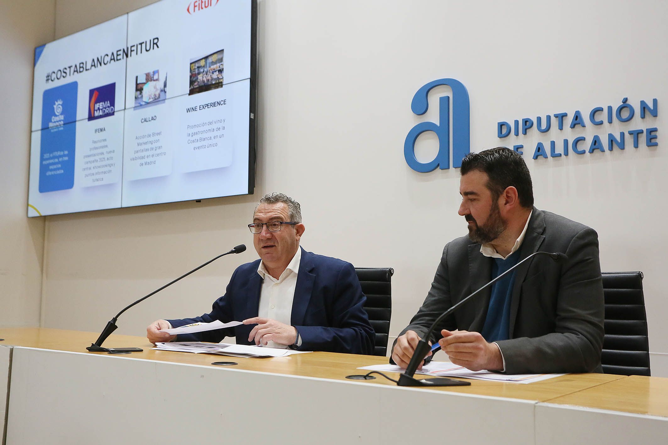 Toni Pérez y José Mancebo presentan las actividades de Costa Blanca en Fitur 2025