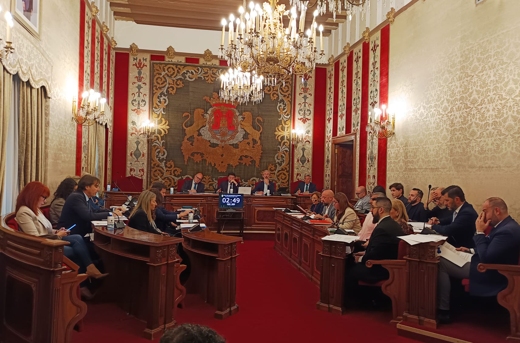 Ple de l'Ajuntament d'Alacant