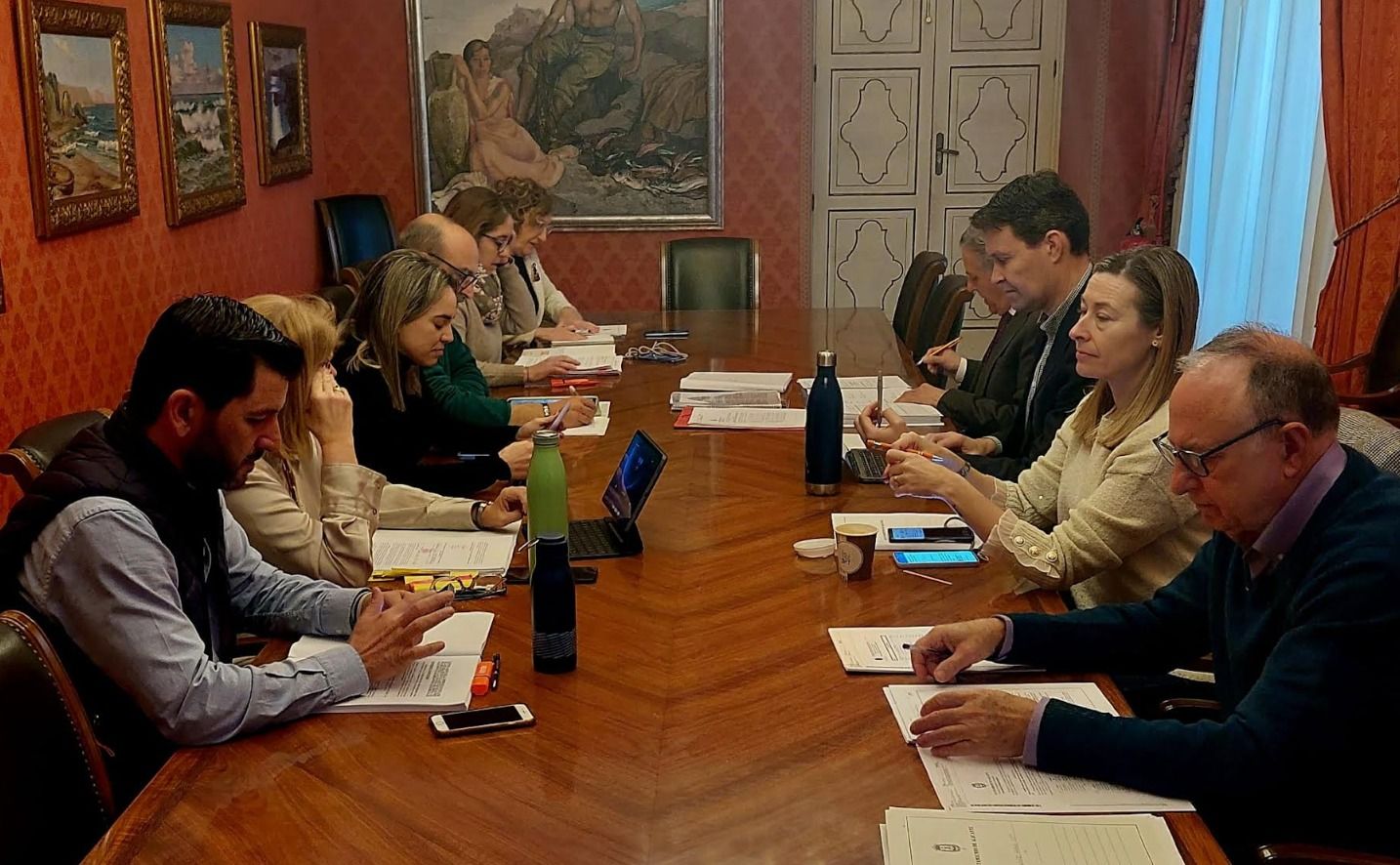 Comissió d'Hisenda sobre els Pressupostos 2025 a Alacant