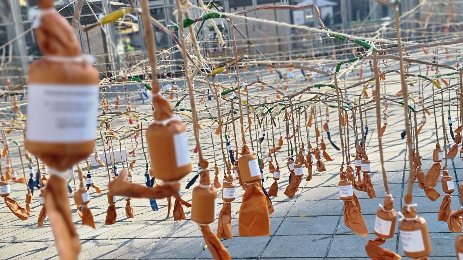 Una mascletà en las Fallas de València