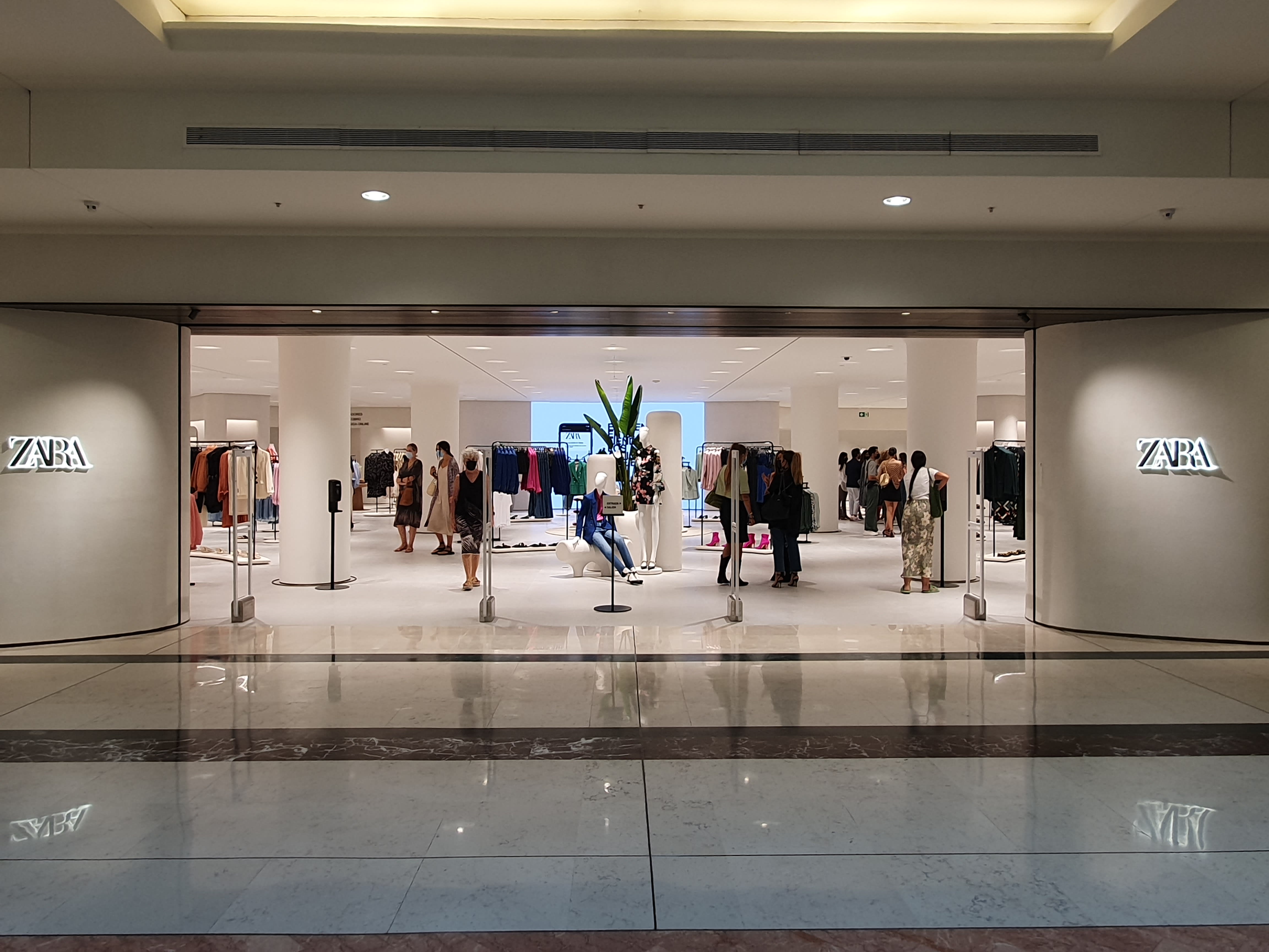 Botiga Zara en el Centre Comercial Plaza Mar 2 d'Alacant