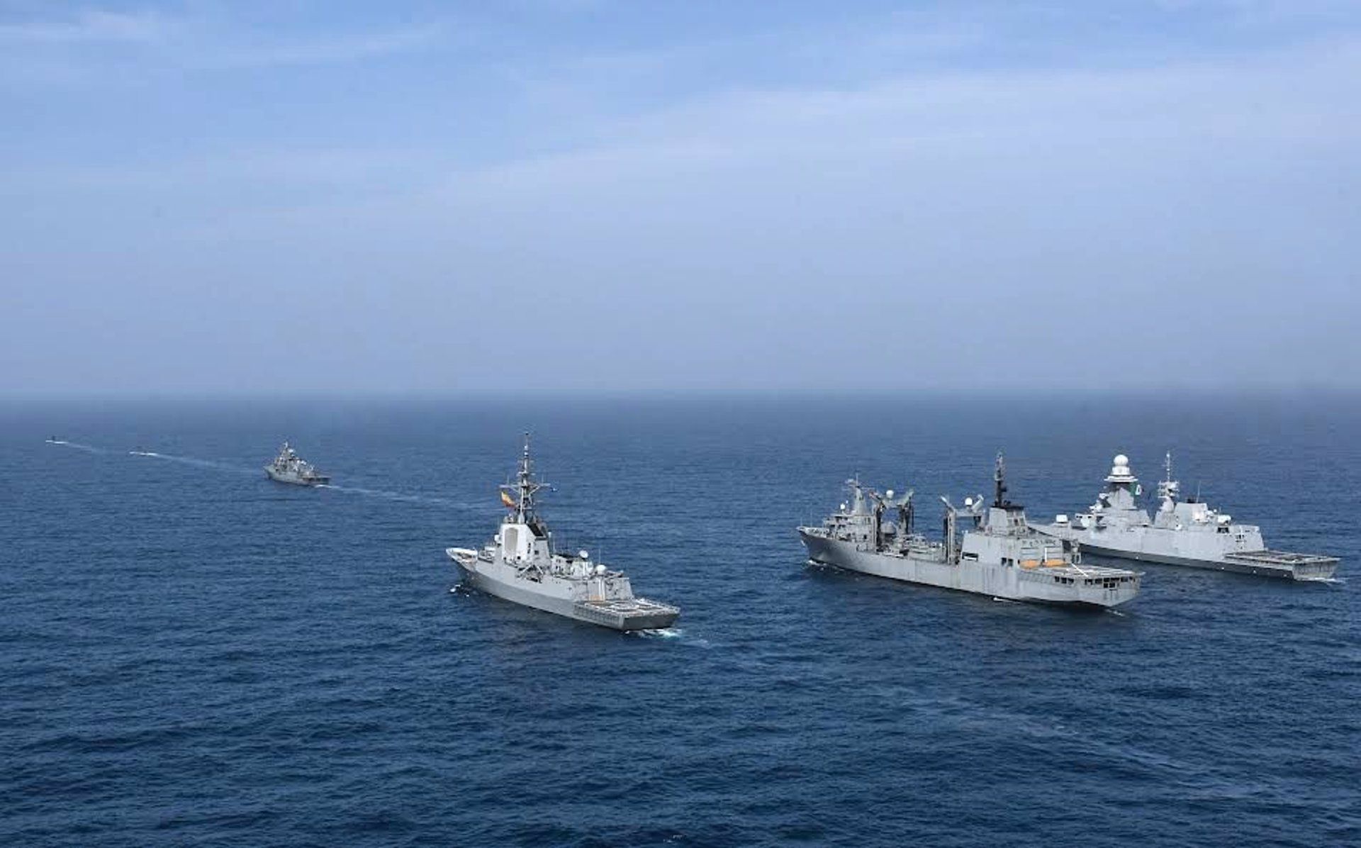 Tres vaixells de l'OTAN arriben al Port d'Alacant