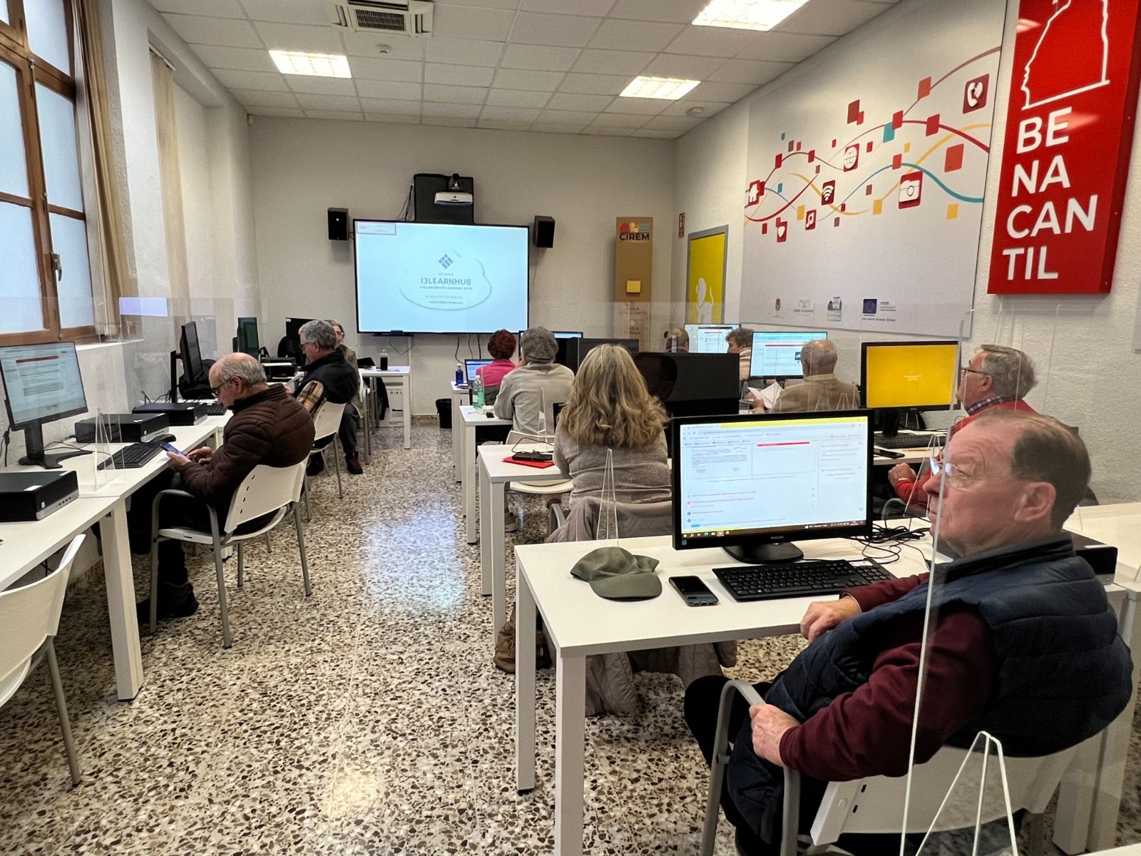 Curs de competència digital de l'Ajuntament d'Alacant