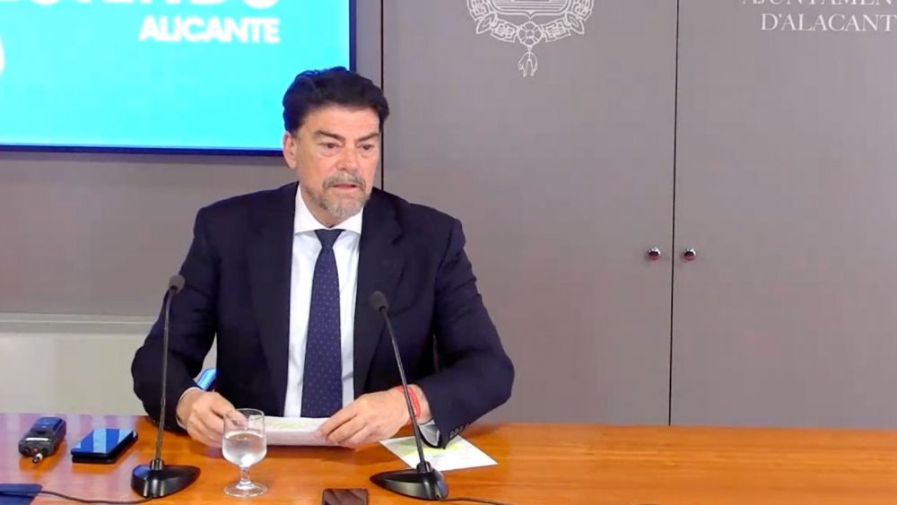 Barcala interviene para evaluar el apagón en Alicante Barcala interviene para evaluar el apagón en Alicante
