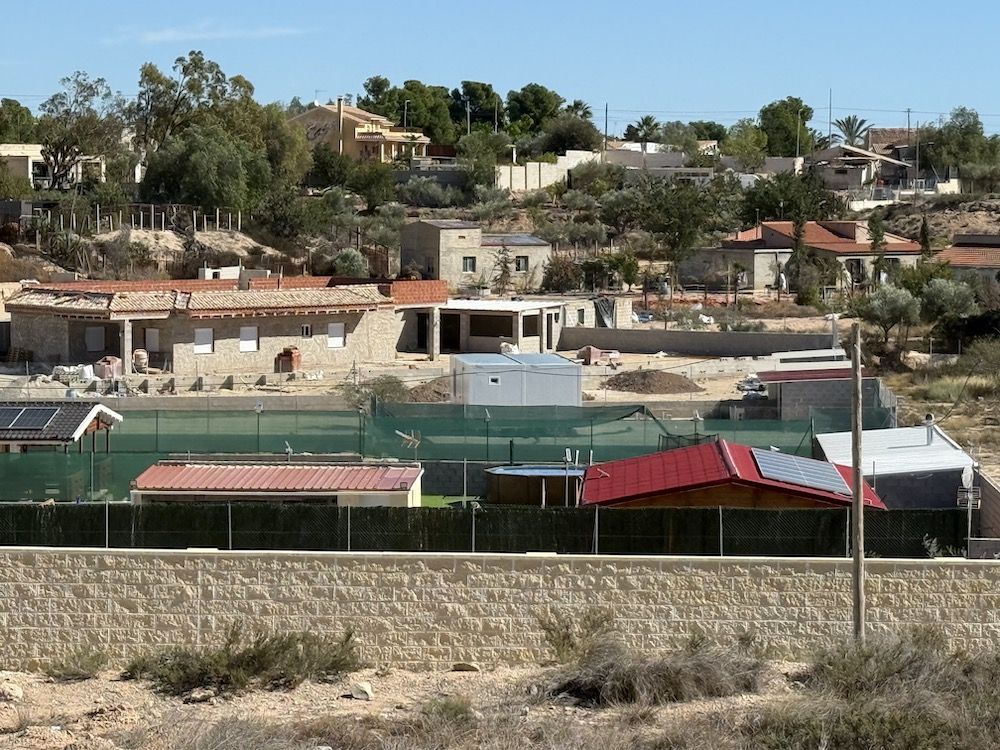 Asentamientos ilegales en la Cañada del Fenollar en Alicante (Foto: AA.VV Cañada del Fenollar)