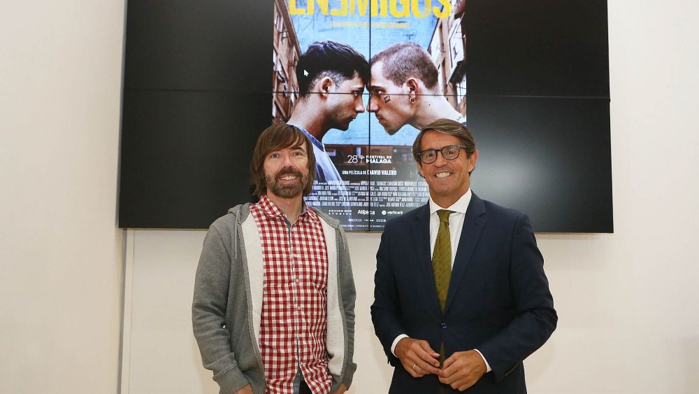 El diputat de cultura, Juan de Dios Navarro al costat del cineasta David Valero El diputat de cultura, Juan de Dios Navarro al costat del cineasta David Valero